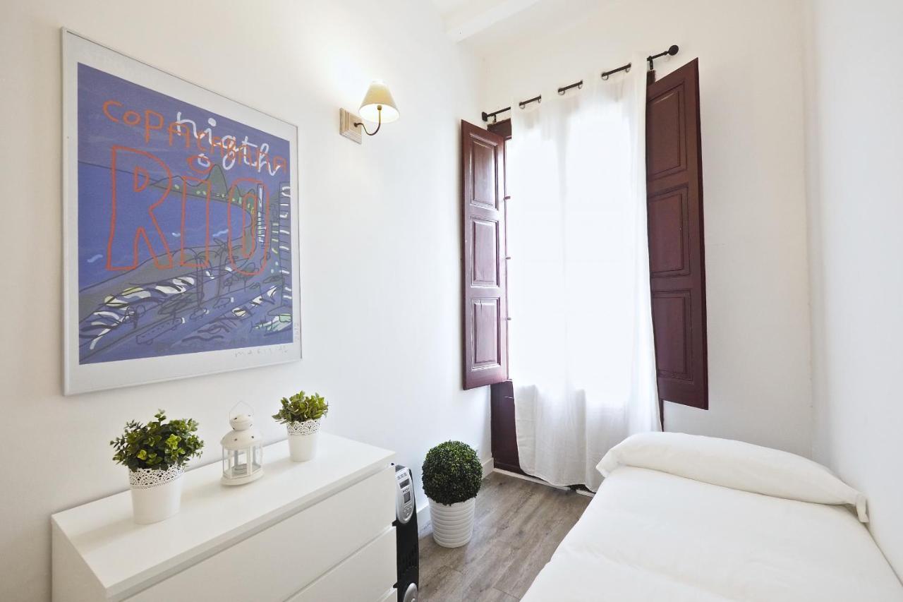 The White Flats Sant Antoni Apartment Barcelona Exterior photo