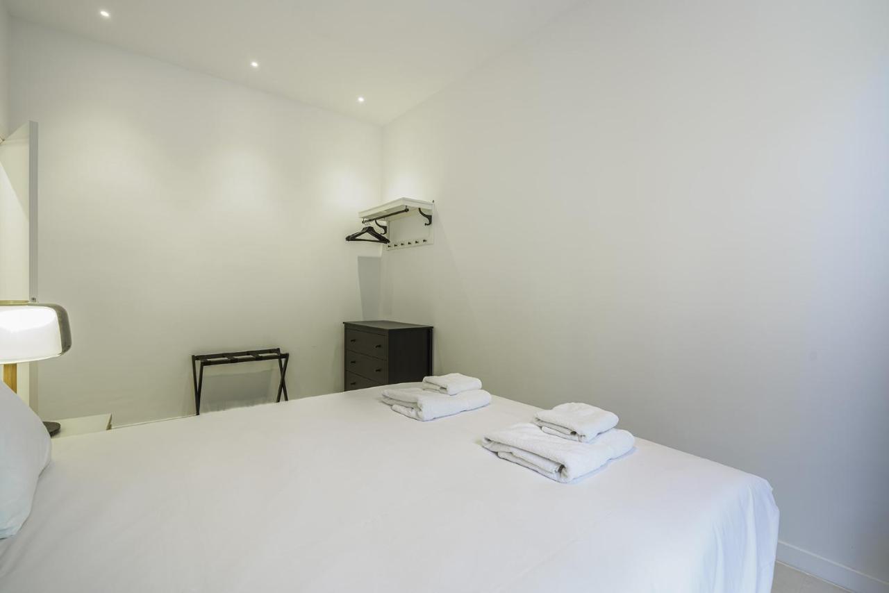 The White Flats Sant Antoni Apartment Barcelona Exterior photo