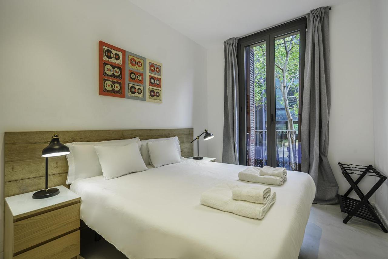 The White Flats Sant Antoni Apartment Barcelona Exterior photo